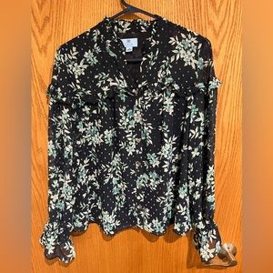 CeCe long sleeve button down blouse M